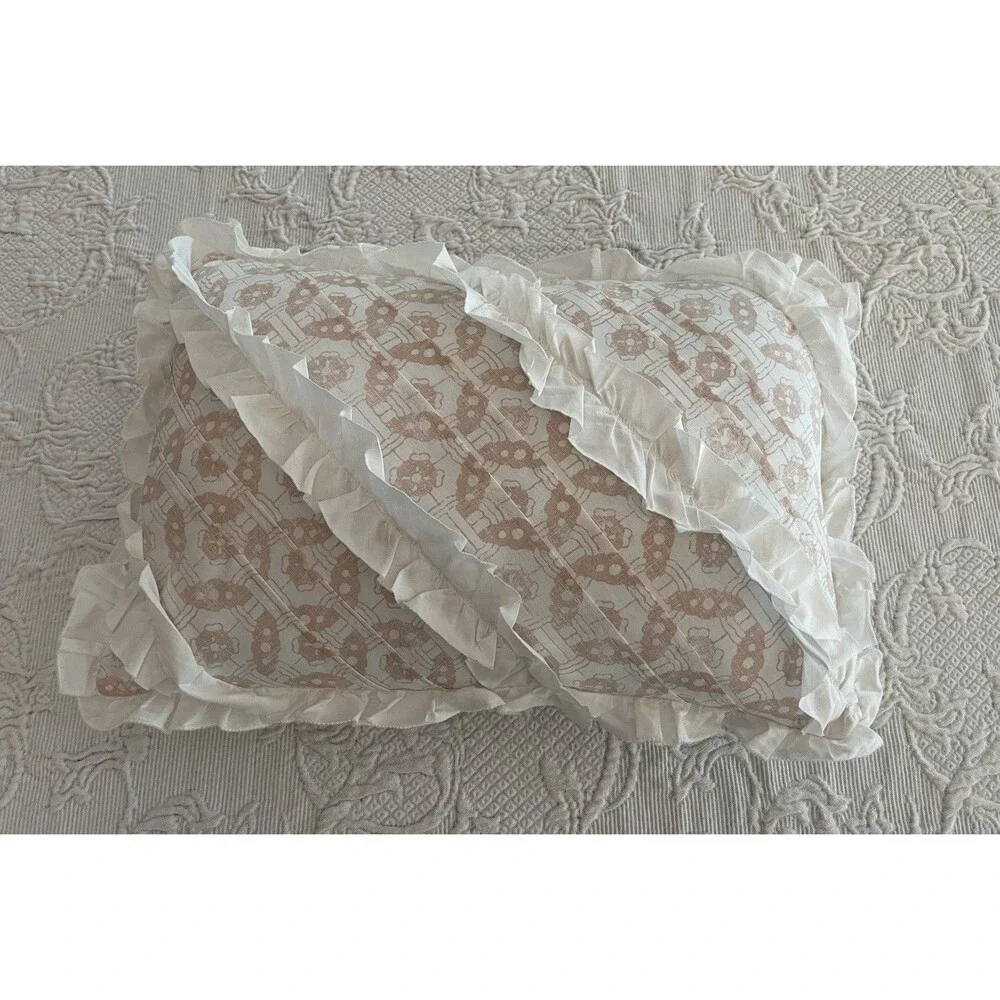 Madison Park Decorative Accent Pillow Beige / White Geometric Ruffle